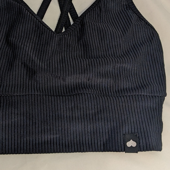 Booty By Brabants Smooth Black Unlined Bra Top with Criss Cross Strap One Size - Picture 9 of 10